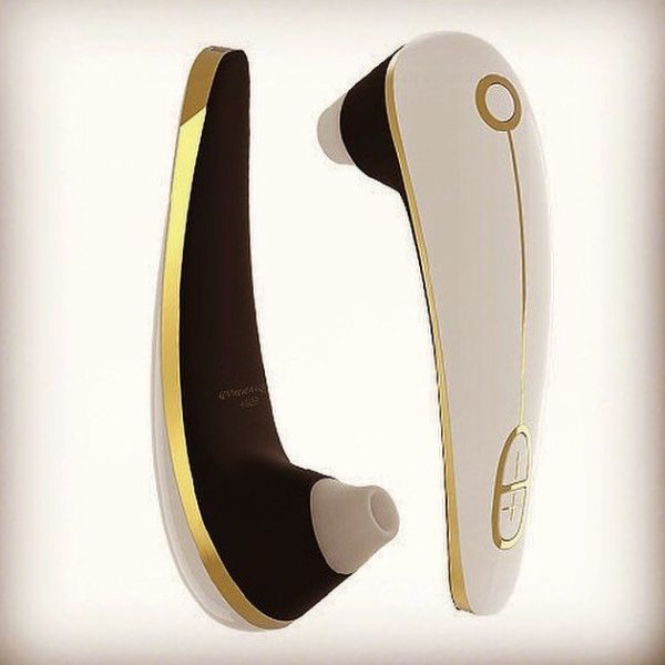 WOMANIZER + SIZE